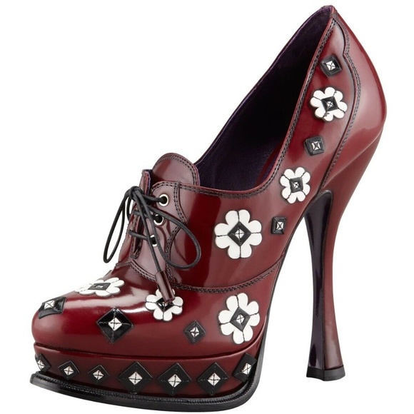 SOLD!! Prada Spazzolato Leather Floral High Heeled Cranberry Wine - Picture 1 of 10